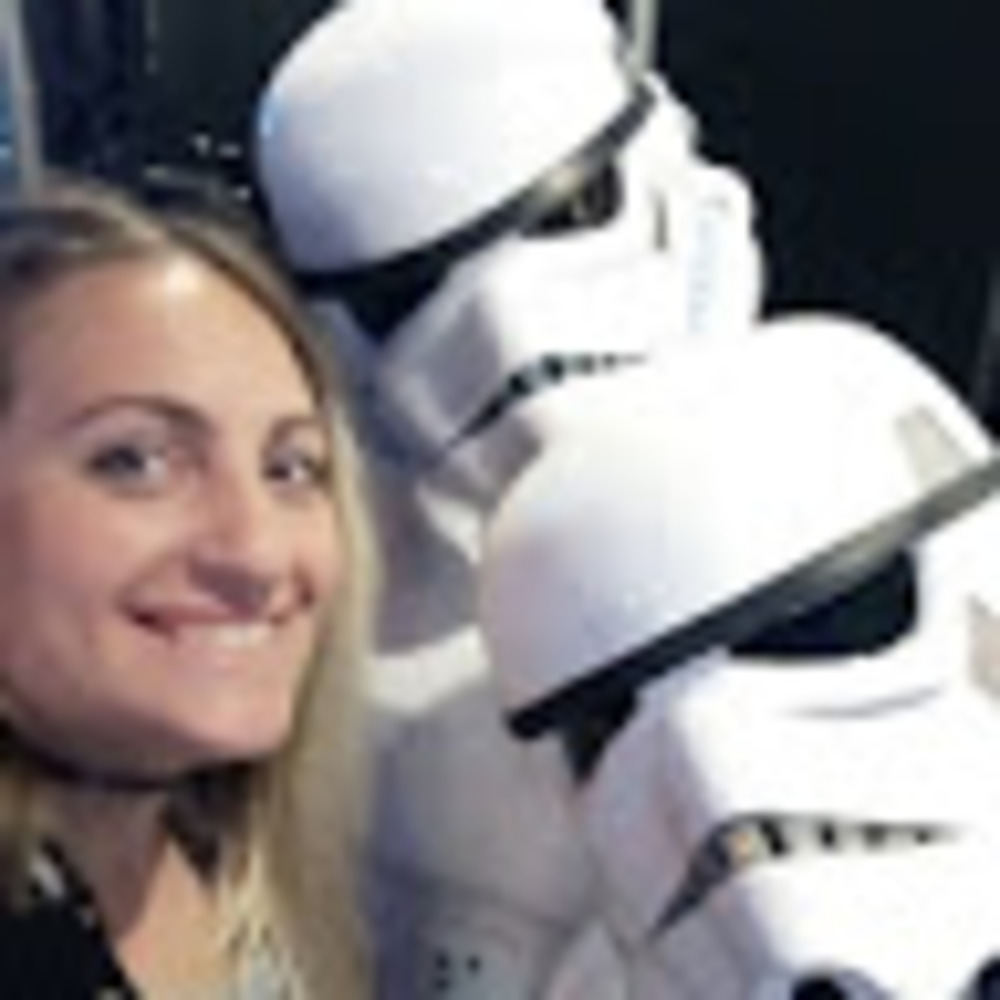 Meet your Posher, Estefania